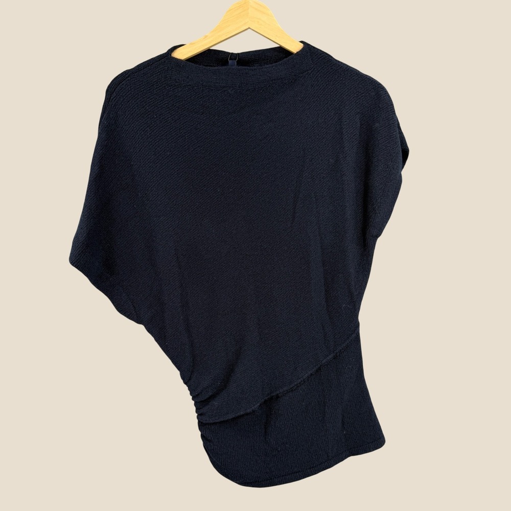 Soeur Dalina Dark Navy Short Sleeve Sweater Size 34 US XS Asymmetrical Knit New
